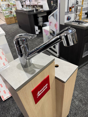 STUDIO/SAGA SINK MIXER WITH PULL OUT TAP