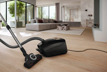 Load image into Gallery viewer, Miele Guard L1 Cat &amp; Dog Bagged Vacuum Cleaner
