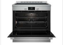 Load image into Gallery viewer, EUROMAID 90CM FS COOKER, CERAMIC, SSTEEL
