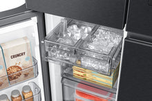 Load image into Gallery viewer, Samsung 4-Door French Door Refrigerator Family Hub 636L
